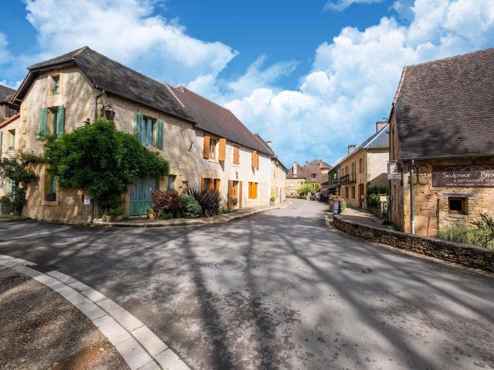 Gite De La Croix Saint-Leon-sur-Vezere Exterior foto